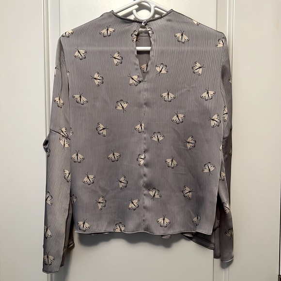 Topshop gray silky print top with butterflies. - Picture 3 of 4